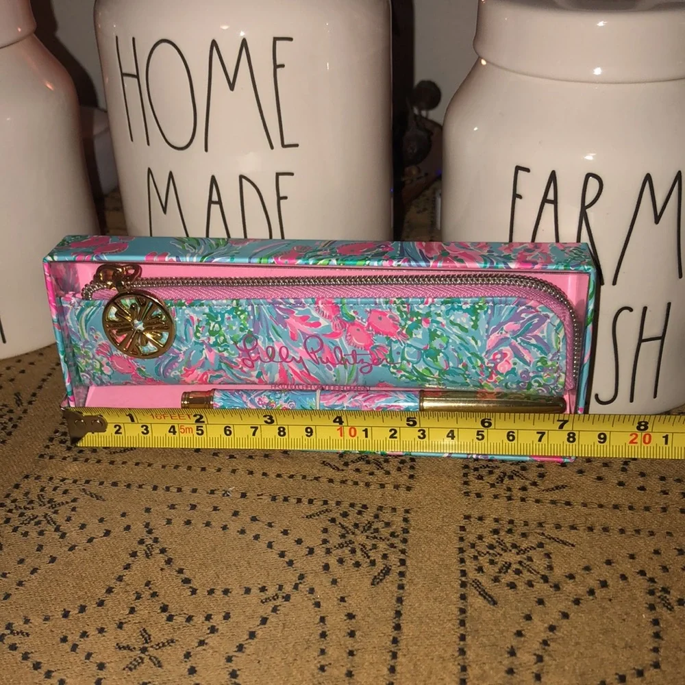 Lilly Pulitzer Pouch & Pen Set Best Fishes